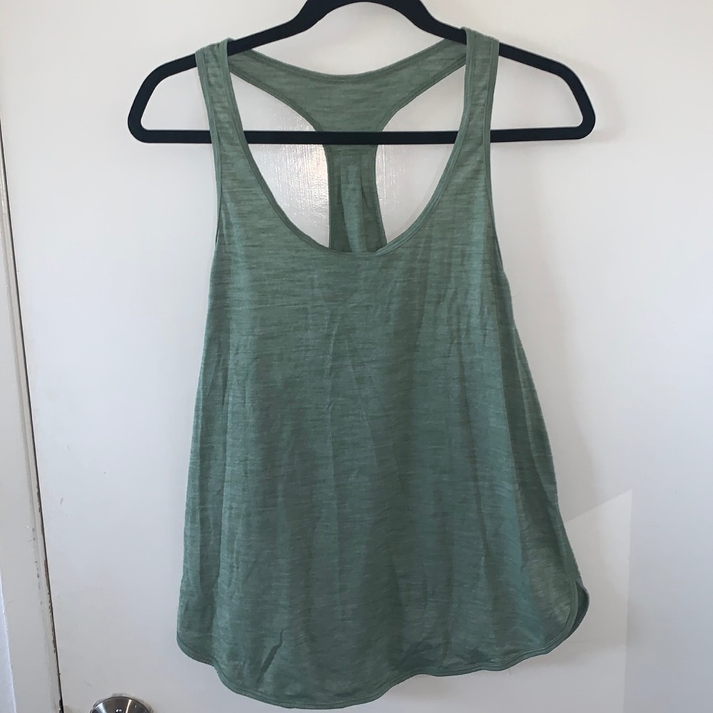 Green lululemon tank top